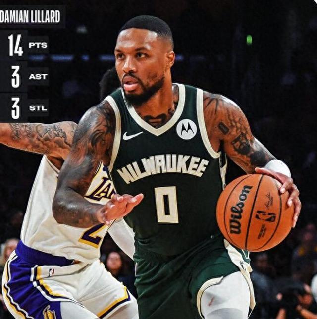 世锦赛男子1500米自由泳决赛突尼斯选手夺冠