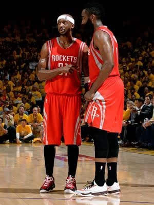 解读欧冠争议判罚！小蜘蛛是否二次触球，前金哨.